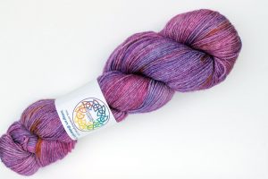 Merino-silk-cashmere 70-20-10 4-ply bright pink and purple